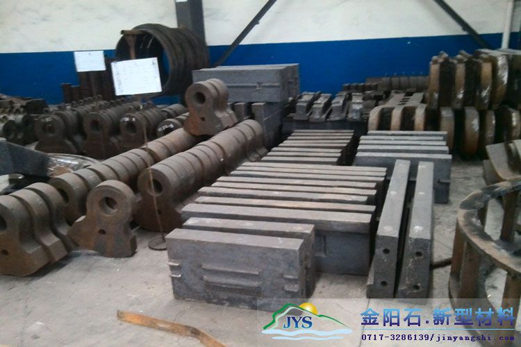 如何减少板锤磨损