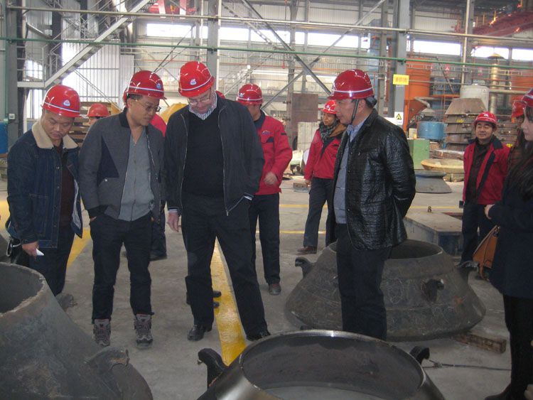 荷兰客户考察金阳石耐磨件