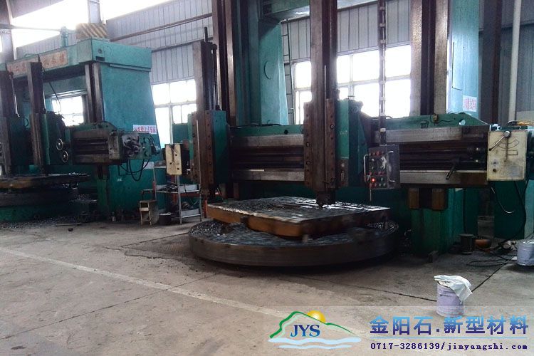 颚式破碎机用鄂板常见规格和材质及工艺