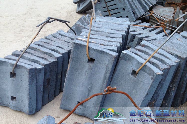 中碳中铬合金钢衬板