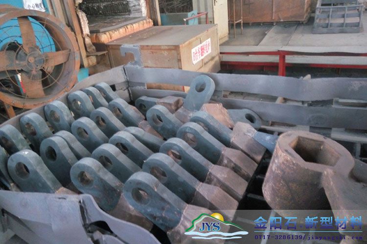 金阳石破碎机复合锤头