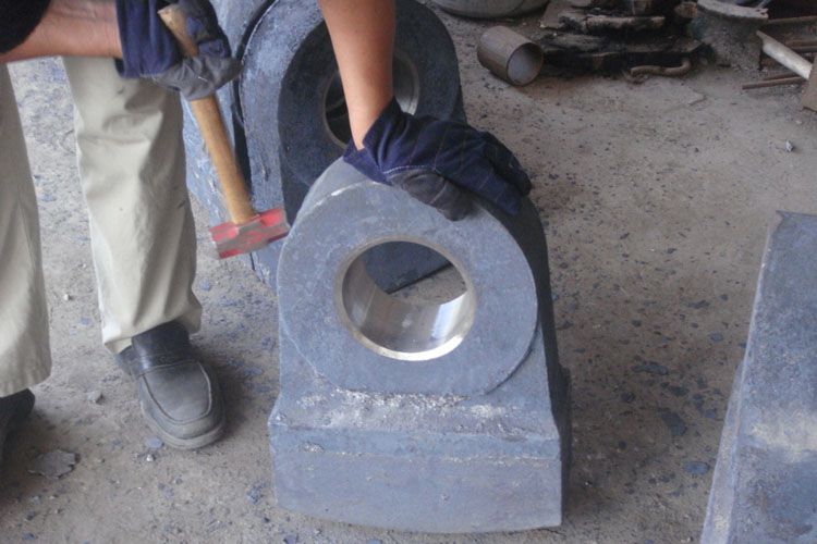 大型锤式破碎机的大锤头