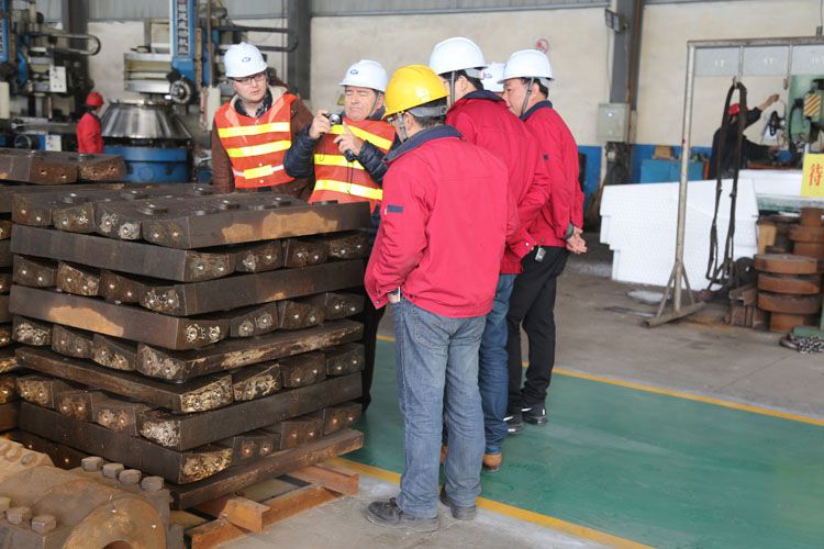 西班牙客户到访金阳石铸造厂