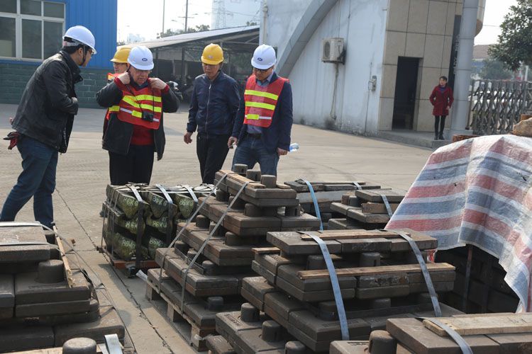 德国客户来金阳石考察