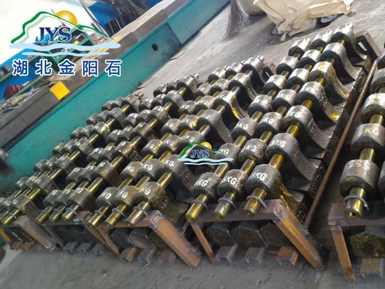 专业高锰钢、高铬耐磨破碎机锤头生产厂家